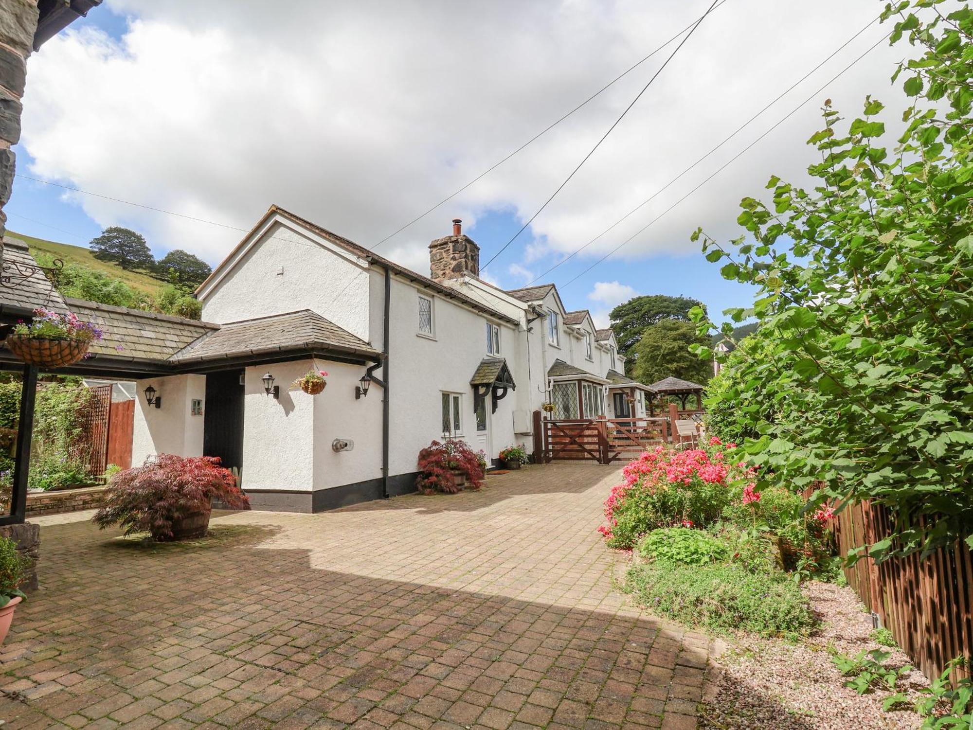 The Little White Cottage Llanferres Exterior foto